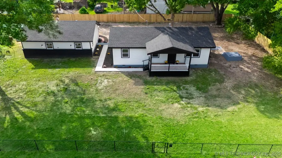 312 S Quincy Street, Commerce, OK 74339 - #3