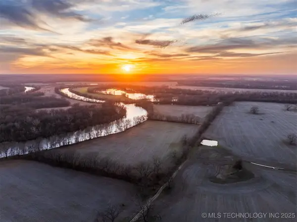 23 E 750 Road, Wagoner, OK 74467