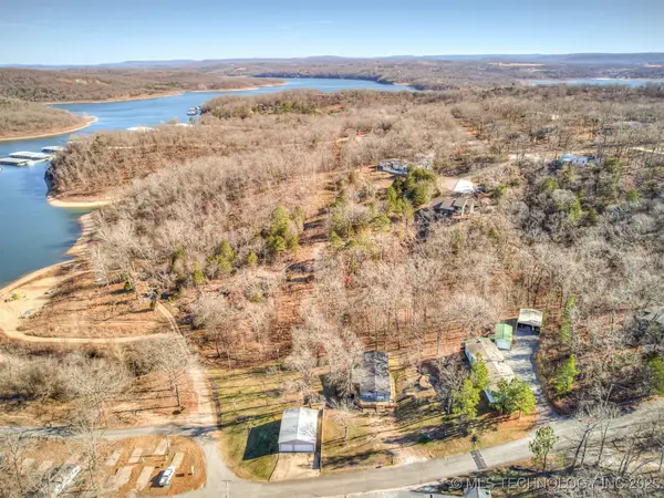 32159 S Cherokee Lane, Park Hill, OK 74451