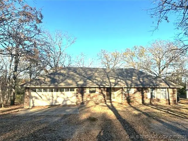 9186 Larkspur Lane, Kingston, OK 73439 - Image #1