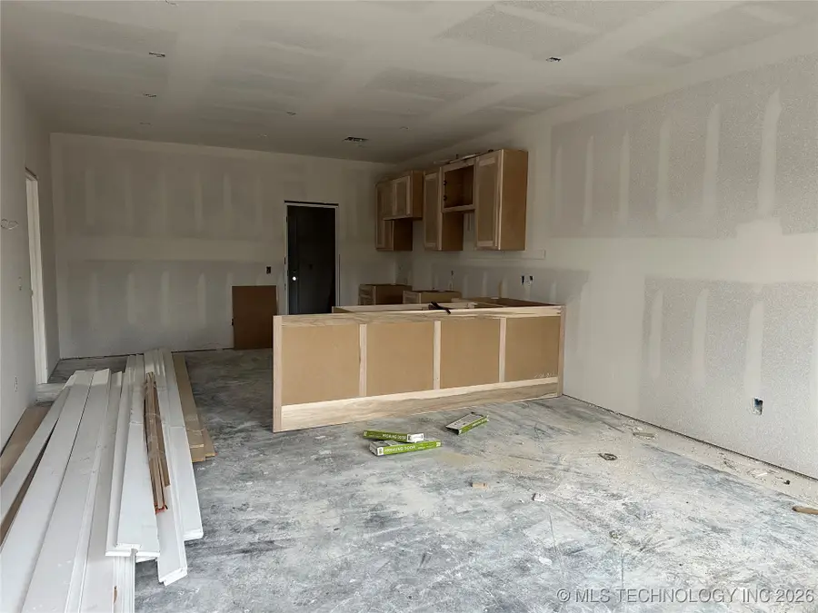 612 S 3rd Street, Morris, OK 74445 - Image #2