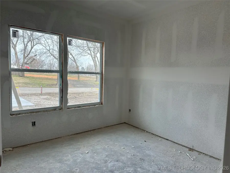 612 S 3rd Street, Morris, OK 74445 - Image #3