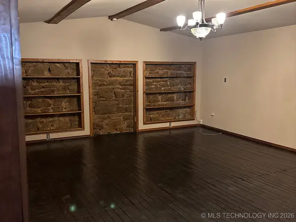 120 N Main Street, Yale, OK 74085