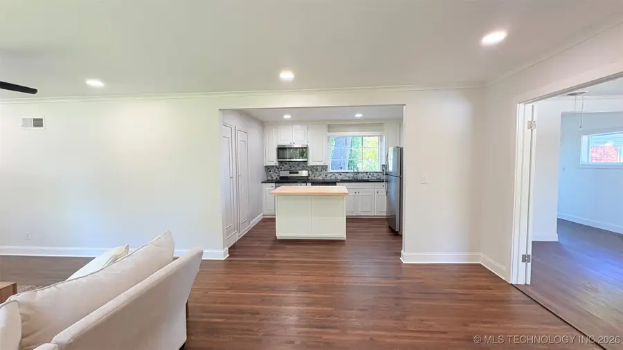 4824 S Owasso Avenue, Tulsa, OK 74105 - Image #3