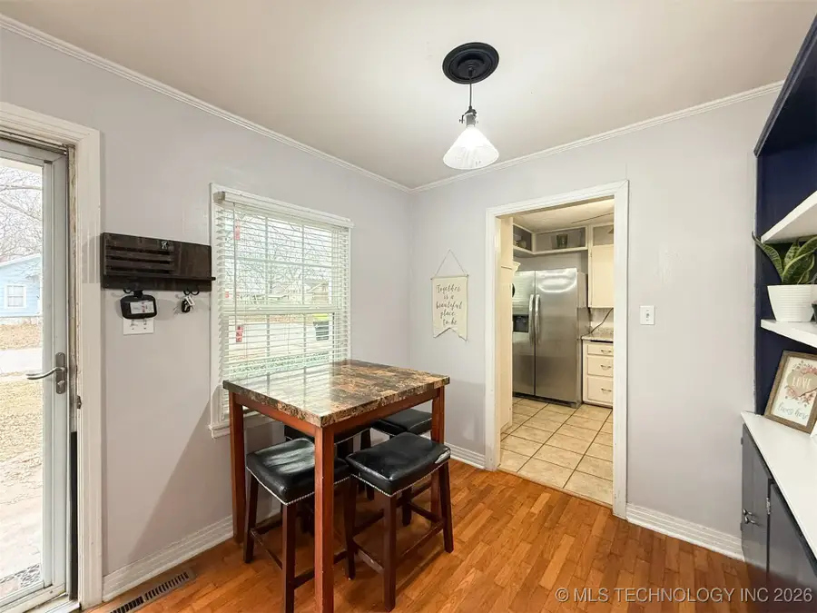 812 S Johnston Street, Ada, OK 74820 - #3