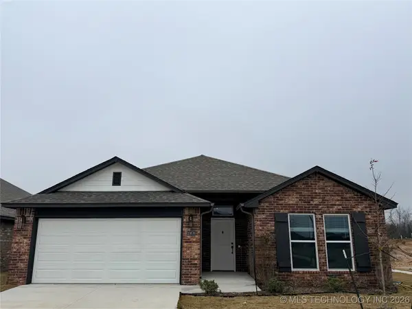 10876 S 271st East Avenue, Coweta, OK 74429