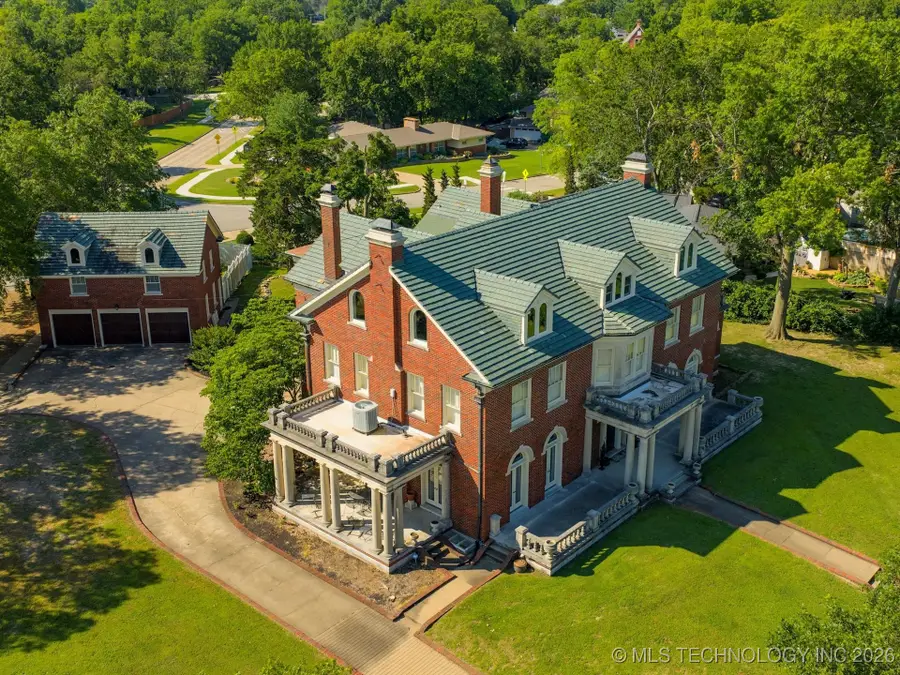 535 E 14th Street, Bartlesville, OK 74003 - #3