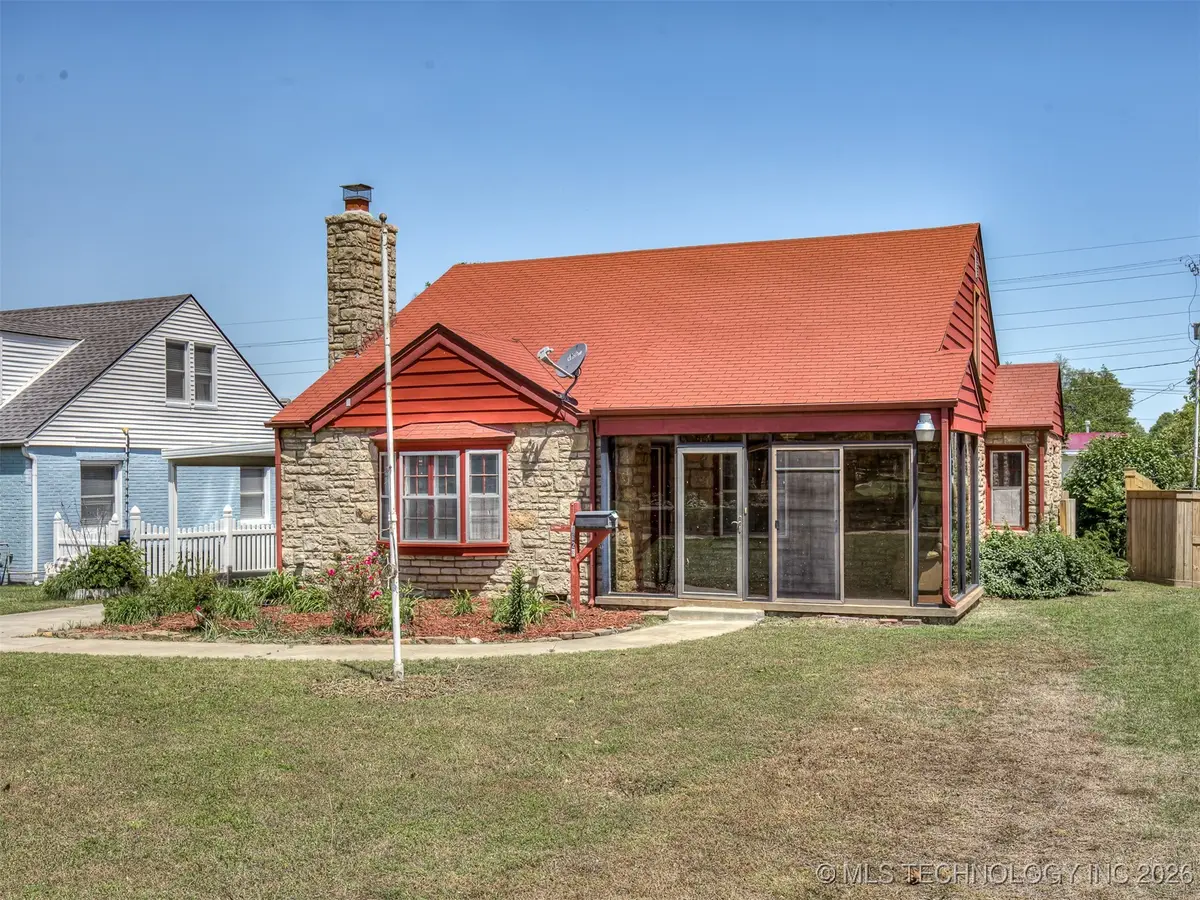 3923 E 11th Place, Tulsa, OK 74112 - #1