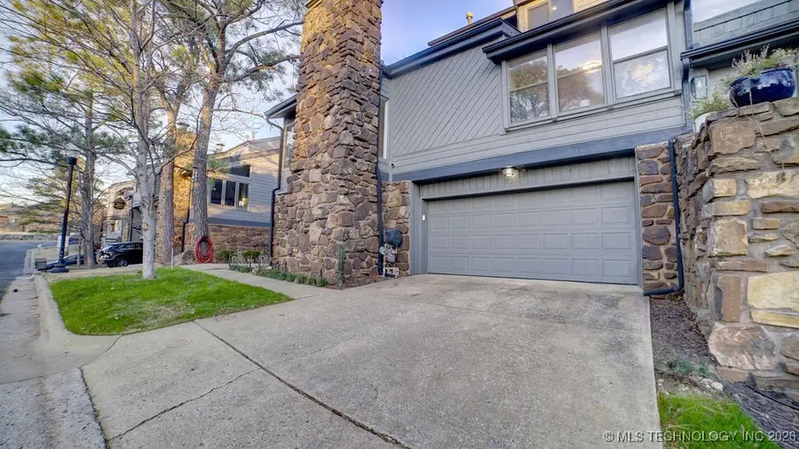 7443 S Winston Place #304, Tulsa, OK 74136 - Image #2