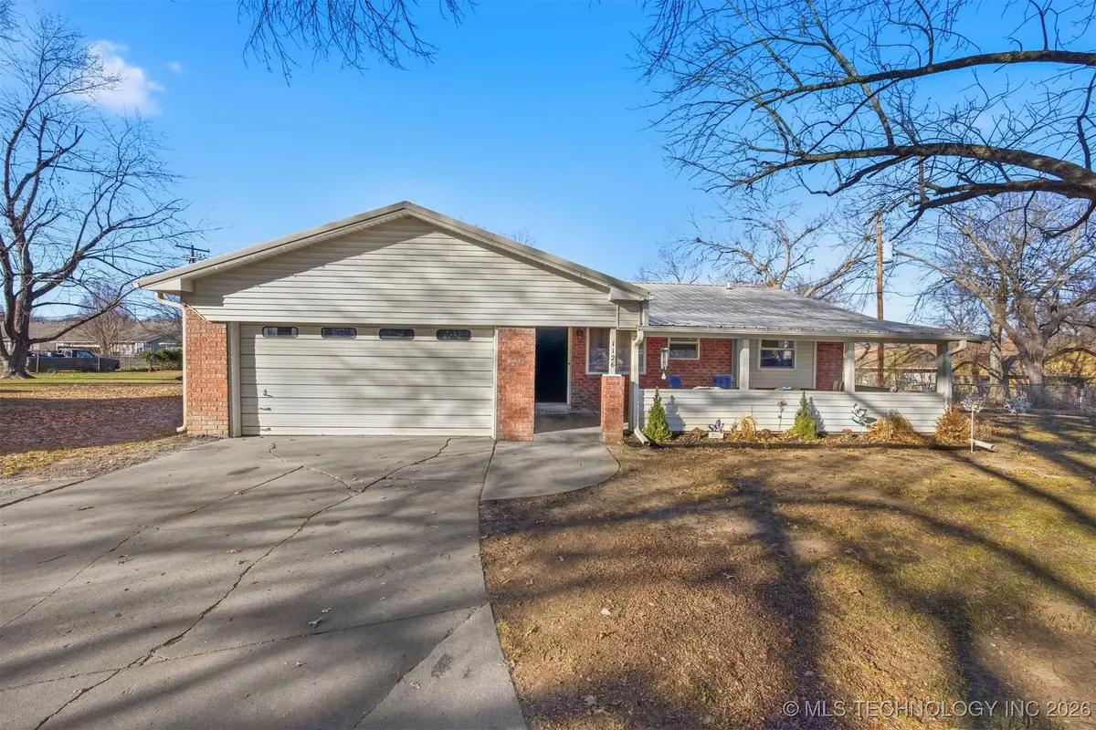 1126 W 16th Place, Claremore, OK 74017 - Image #1