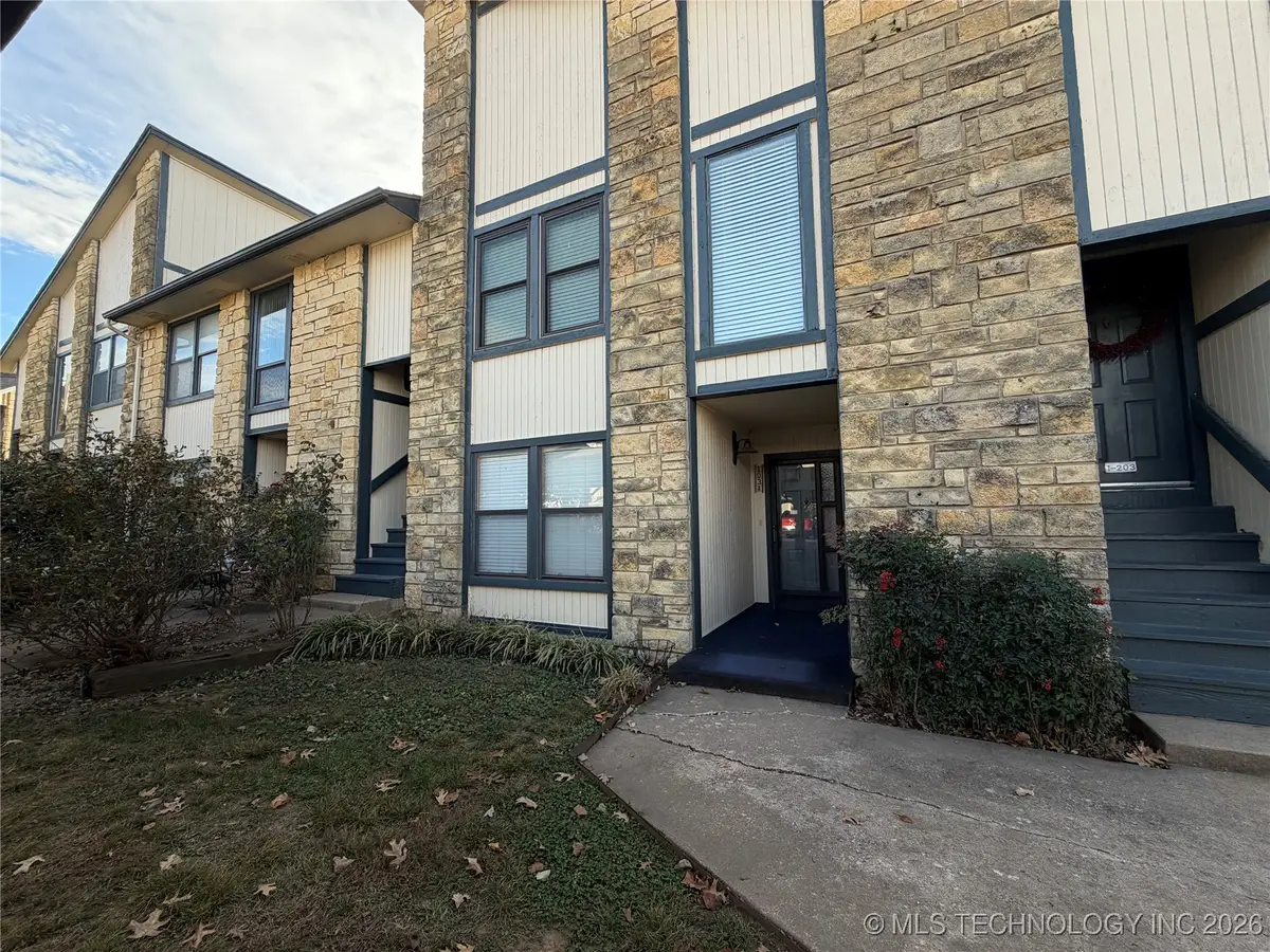 5243 SE Nowata Road #I-103, Bartlesville, OK 74006 - Image #1
