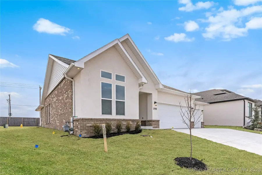 12901 S 21st Place E, Jenks, OK 74037 - #2