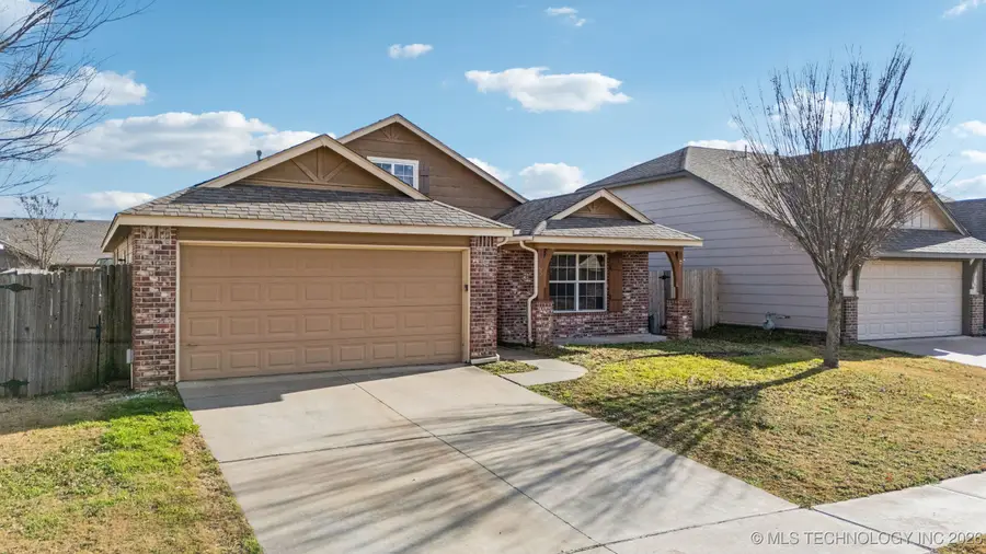 10709 N 153rd East East Avenue, Owasso, OK 74055 - #3