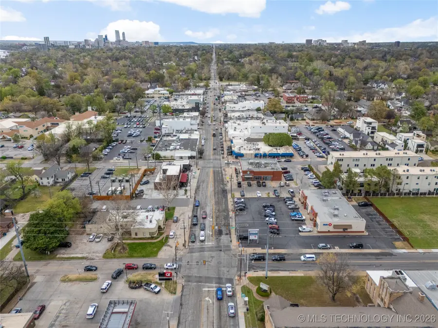 1426 E 37th Place, Tulsa, OK 74105 - Image #2