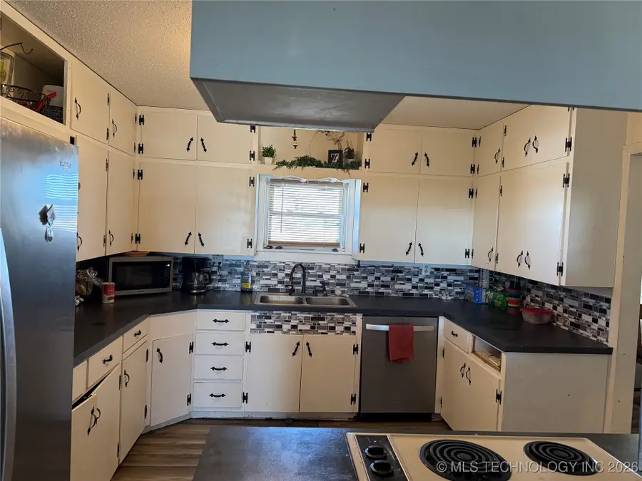 7405 Wainwright Road, Oktaha, OK 74450 - Image #2