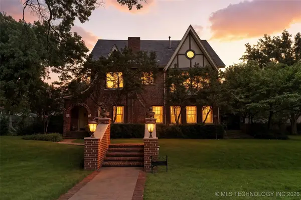 2261 S Terwilleger Boulevard, Tulsa, OK 74114