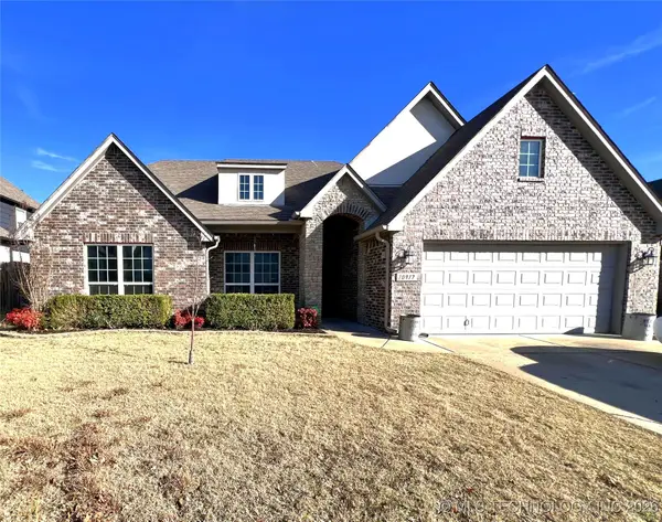 10917 S Sycamore Street, Jenks, OK 74037