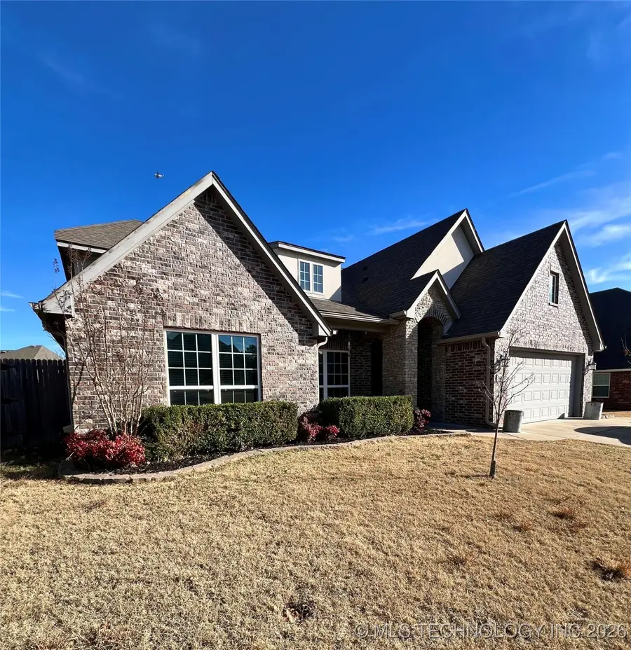 10917 S Sycamore Street, Jenks, OK 74037 - Image #2
