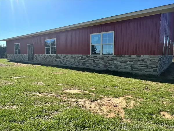 1860 W Bumpass, Hendrix, OK 74741