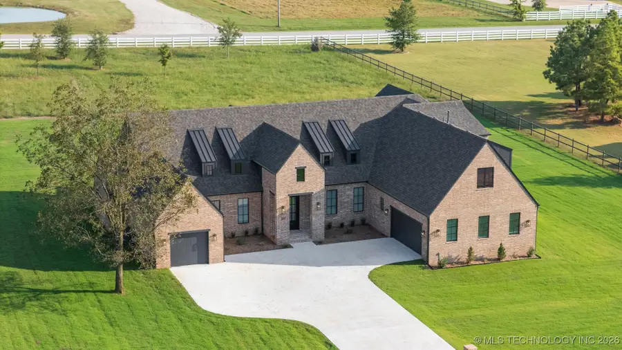 207 W 172nd Street S, Mounds, OK 74047 - #3