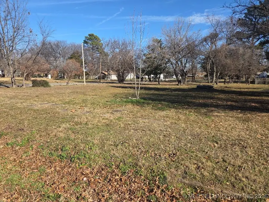 403 W Grand, Eufaula, OK 74432 - #2