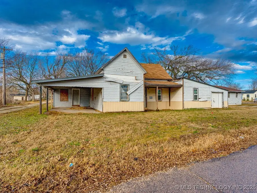 911 N Cherry Street, Ada, OK 74820 - Image #2