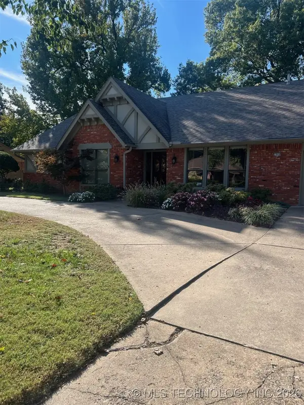 5944 S Birmingham Avenue, Tulsa, OK 74105