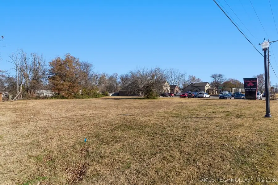 243 E 141st Street, Glenpool, OK 74033 - #3