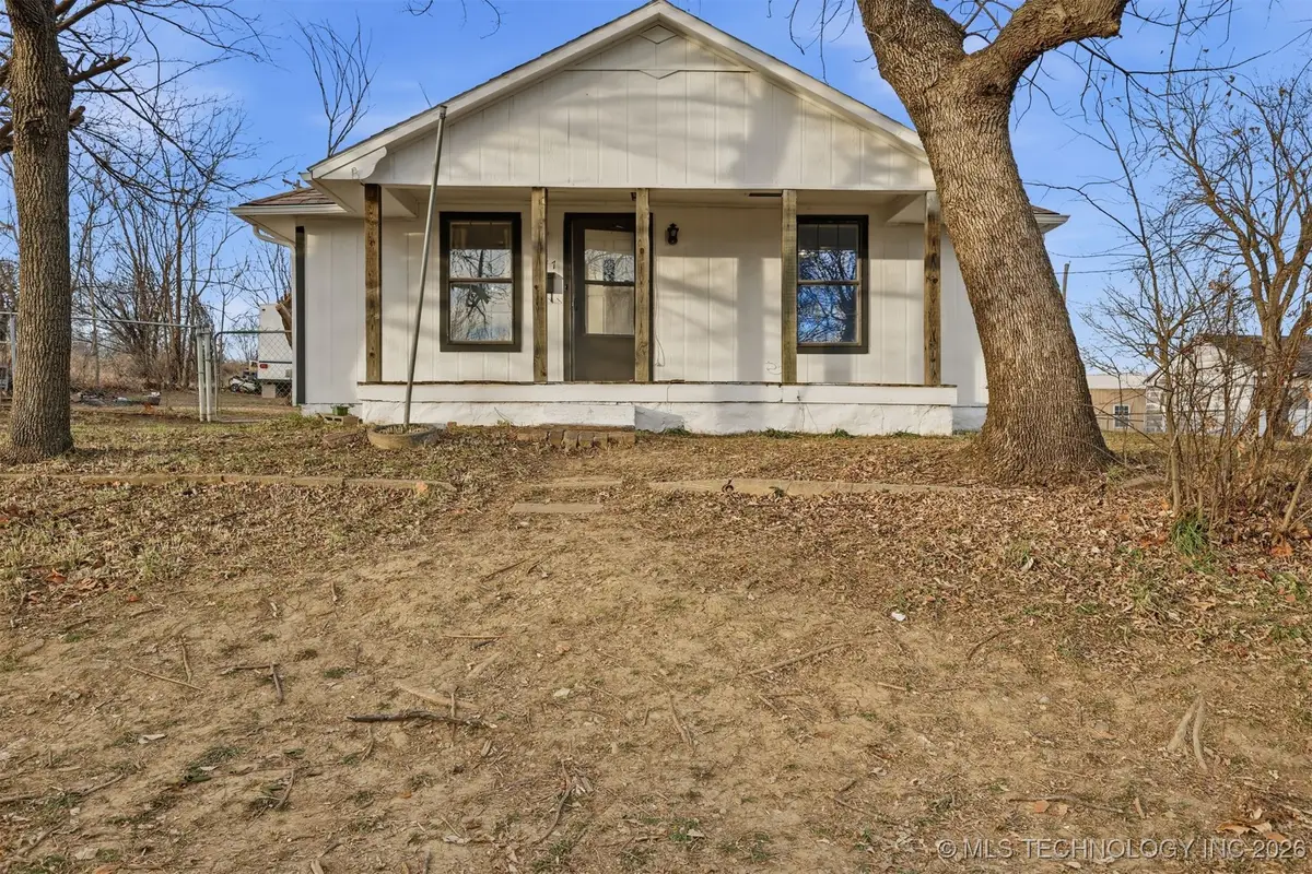147 E Dale Street, Drumright, OK 74030 - Image #1