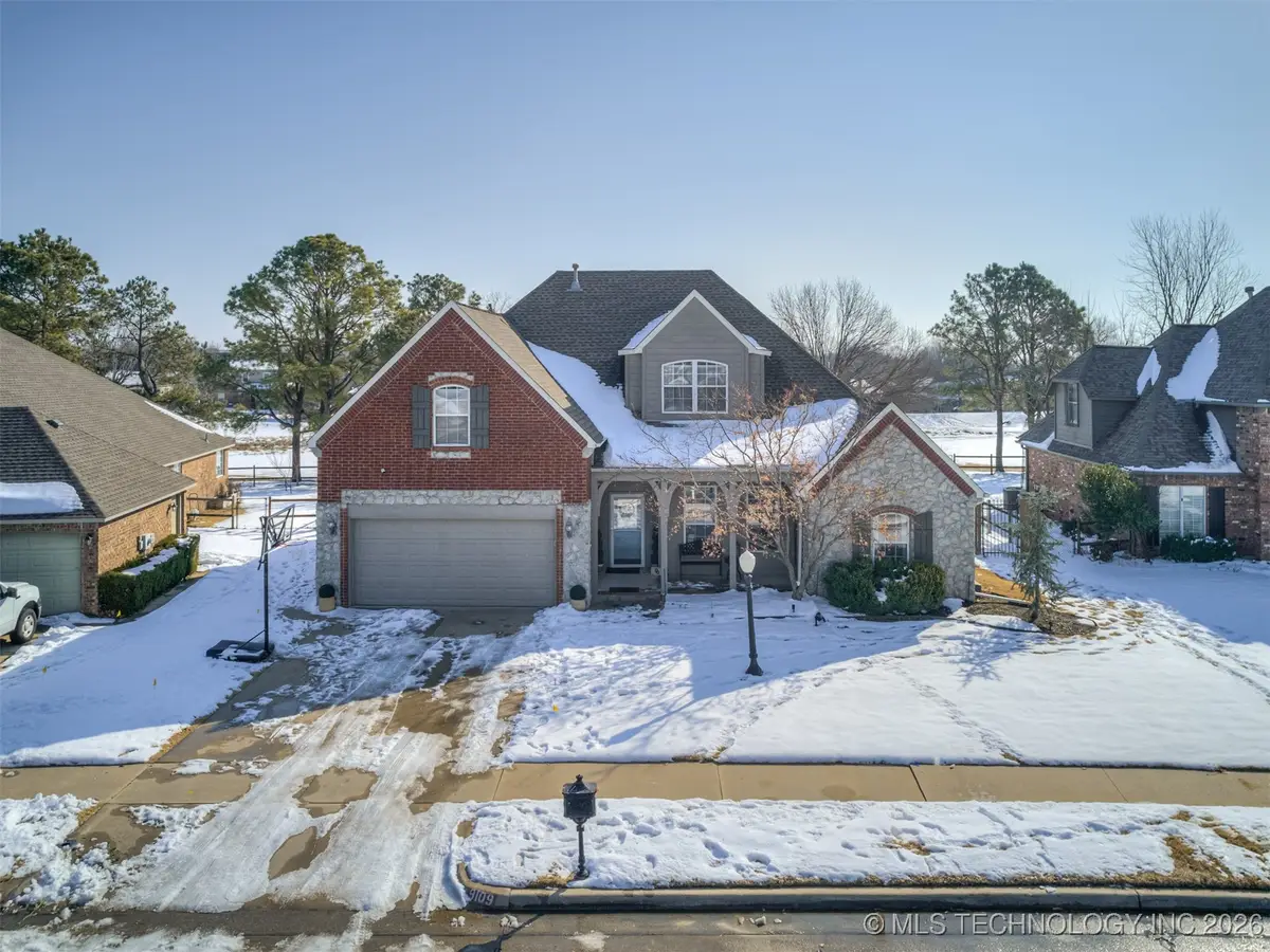 9109 N 102nd East Avenue, Owasso, OK 74055 - Image #1