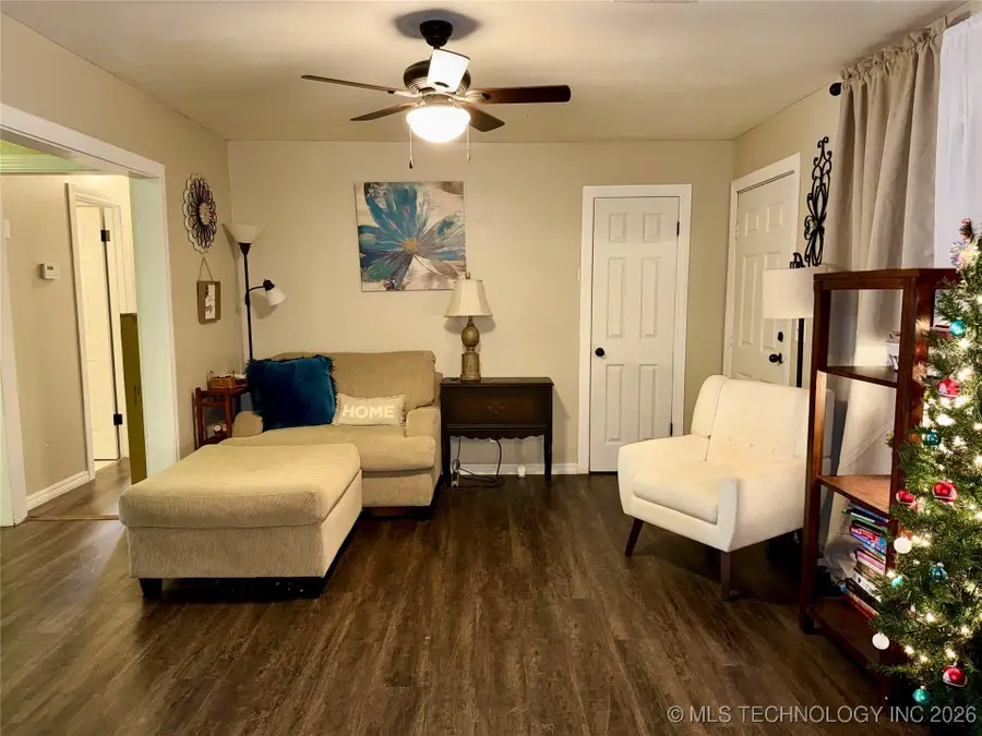 108 Maple Street, Locust Grove, OK 74352 - Image #3