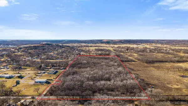 400 NW Cass Avenue, Bartlesville, OK 74003