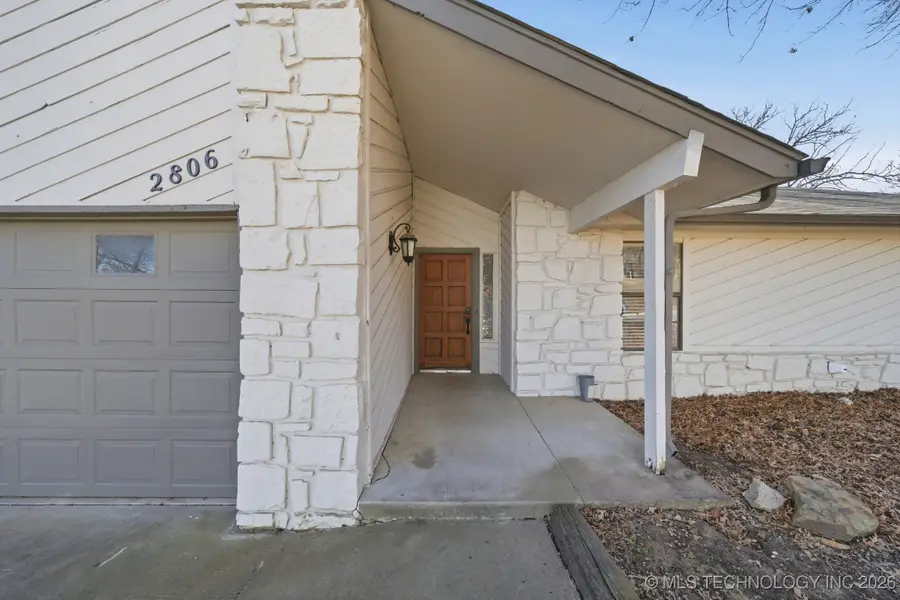 2806 W 70th Street, Tulsa, OK 74132 - Image #3