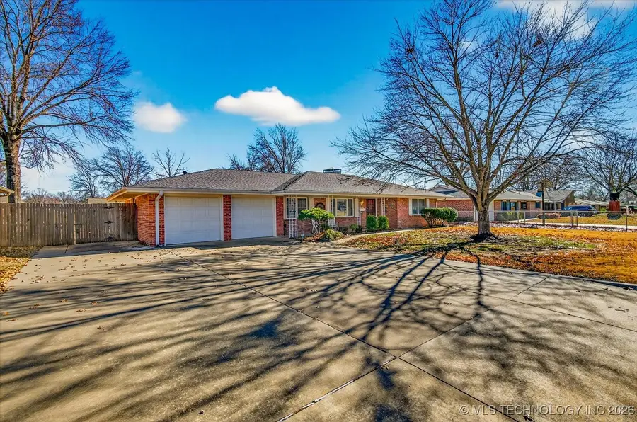 1346 Harris Drive, Bartlesville, OK 74006 - Image #2