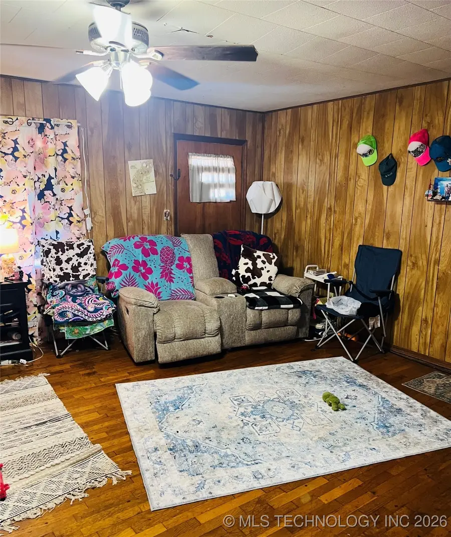 208 SE Railroad, Gore, OK 74435 - Image #3