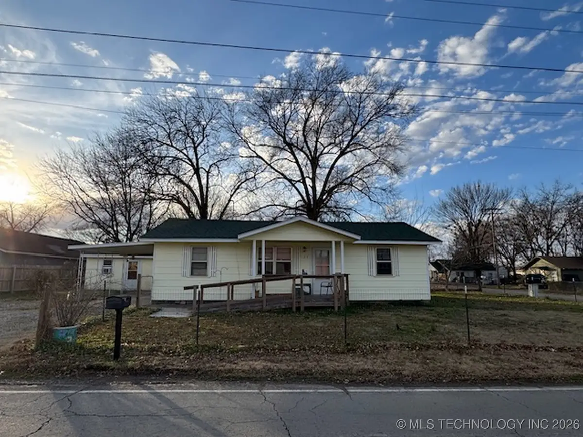 123 N Washington, Sallisaw, OK 74955 - Image #1