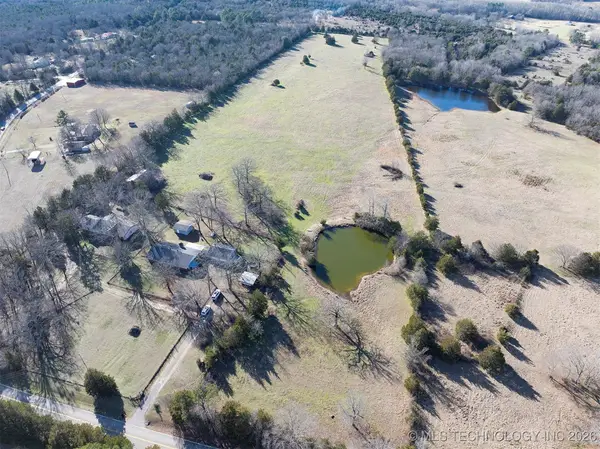 State Hwy 101, Muldrow, OK 74948