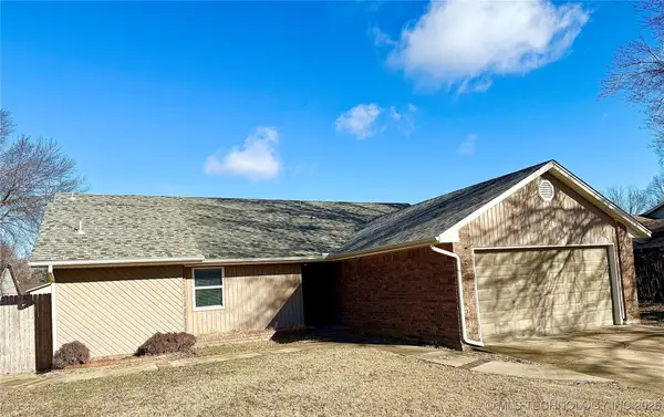 3004 Hilltop Avenue, Muskogee, OK 74403