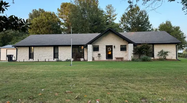 15623 S 297th East Street, Coweta, OK 74429