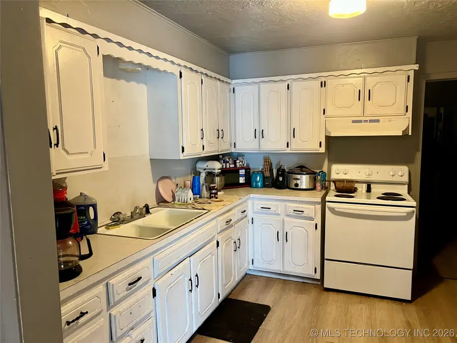 129 W 16th, Ada, OK 74820 - #3