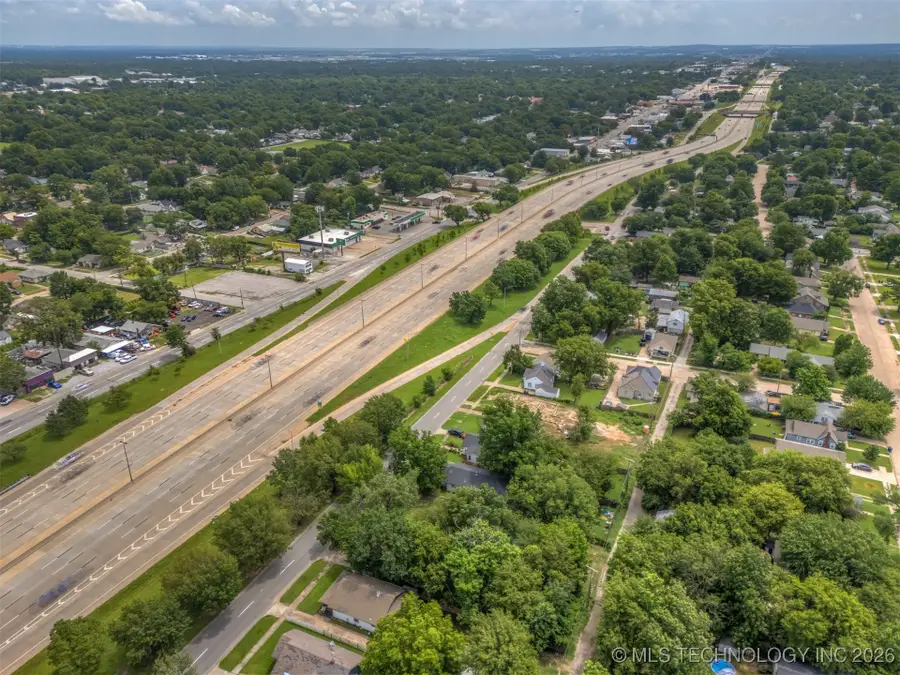 2624 E Admiral Boulevard, Tulsa, OK 74110 - Image #2