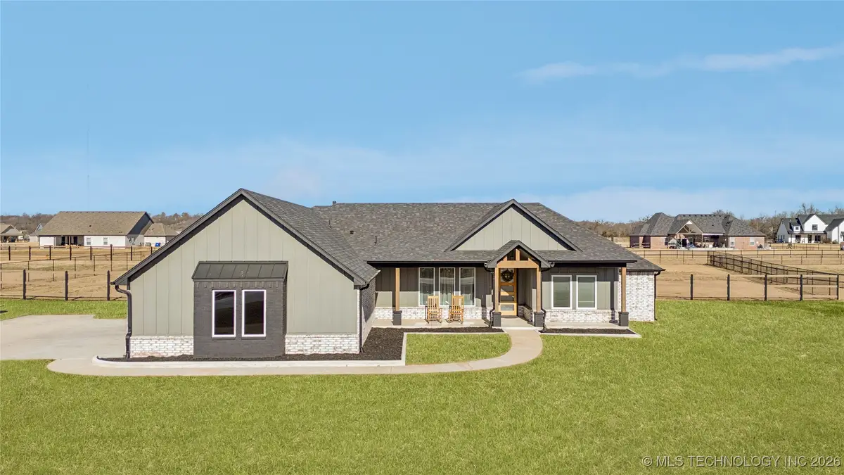 29517 E 105th Street S, Coweta, OK 74429 - #1