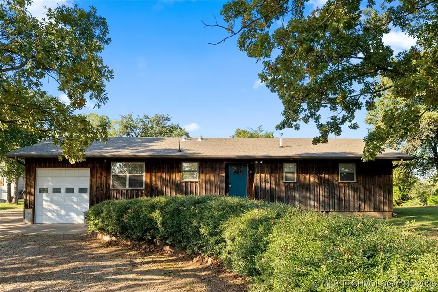 1614 Sherwood Road, Eufaula, OK 74432 - #2