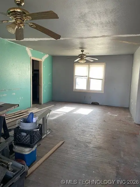 111 Irving Street, Pryor, OK 74361 - #3