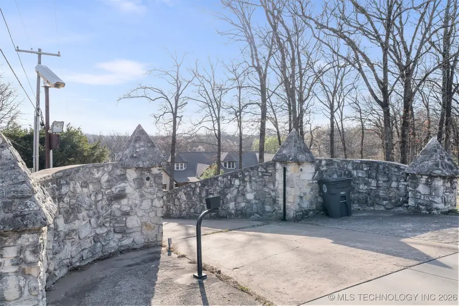 7455 S Sleepy Hollow Drive, Tulsa, OK 74136 - Image #3