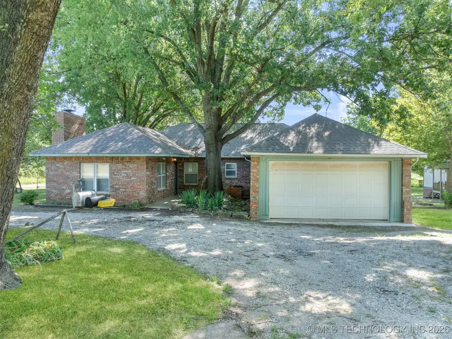 24613 E Lakeview Road, Yale, OK 74085 - Image #2