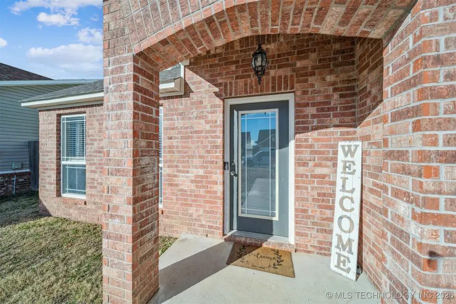 37 E Fairlane Place, Sapulpa, OK 74066 - #3