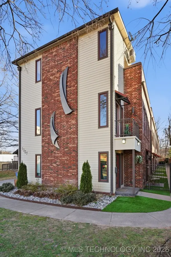1907 S Boston Avenue #A, Tulsa, OK 74119