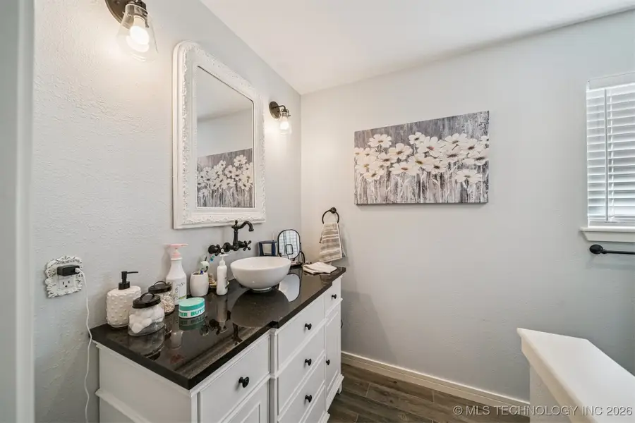 10610 E 96th Place, Owasso, OK 74055 - #2