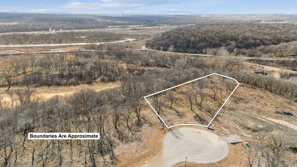 5827 N Eagle Road, Owasso, OK 74055 - #1